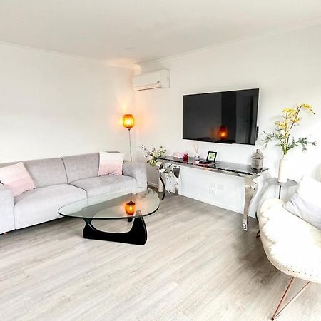 Modern Living Villa Куийнстаун Екстериор снимка